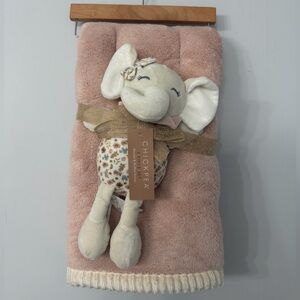 NWT ChickPea 2 piece blanket stuffed animal set light pink blanket with elephant